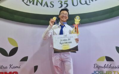 Juara 4 dalam Lomba Matematika Nasional (LMNas) yang diselenggarakan Universitas Gajah Mada